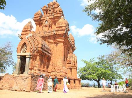 Tp. Phan Rang – Tháp Chàm: Các điểm vui chơi, giải trí “hút khách” trong dịp lễ 30-4 và 1-5