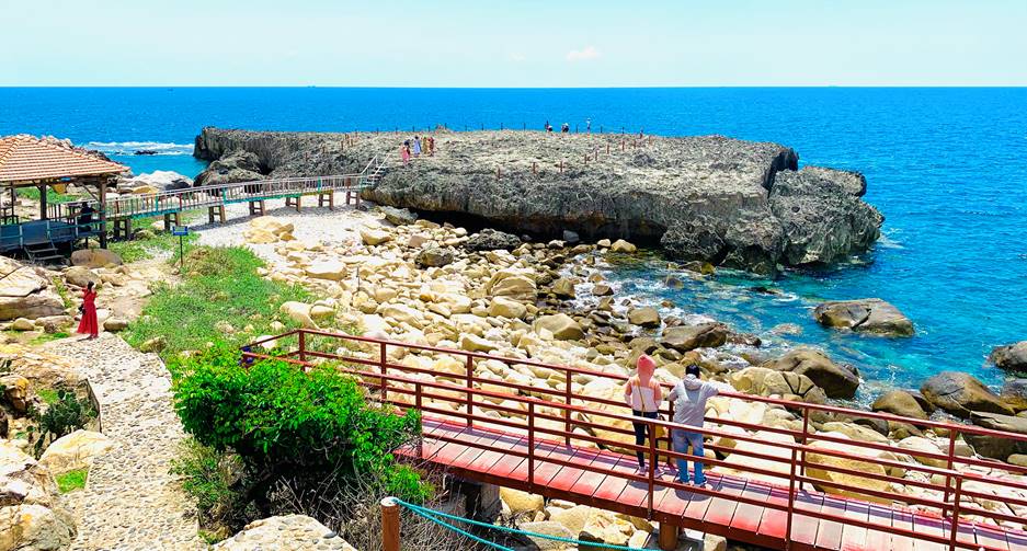 Discover 03 famous ancient coral spots in Ninh Thuan