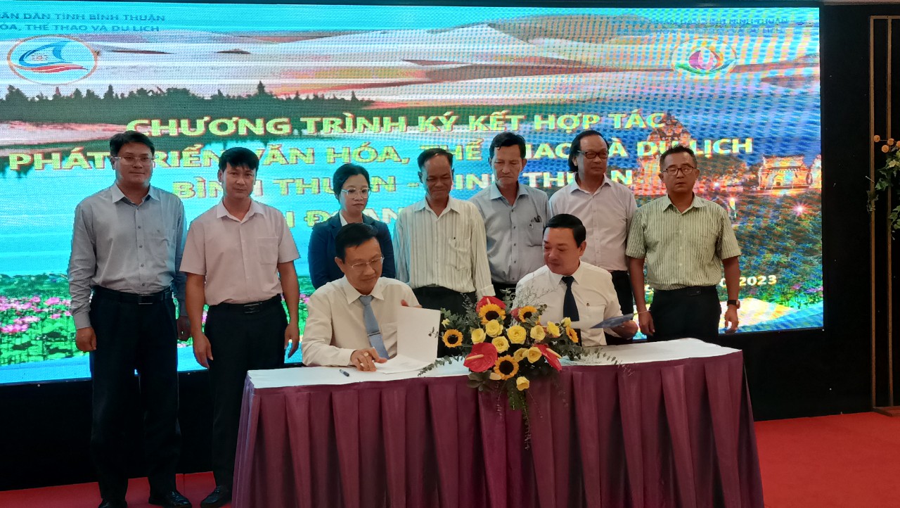 Bình Thuận và Ninh Thuận hợp tác, tạo ra sản phẩm du lịch đặc sắc