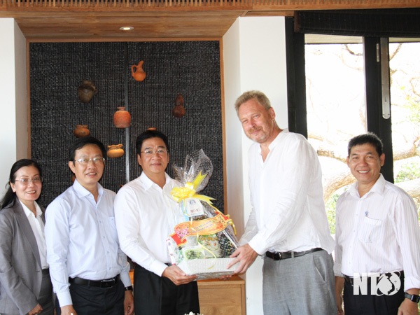 Đồng chí Nguyễn Long Biên, UVTV Tỉnh ủy, Phó Chủ tịch UBND tỉnh thăm các cơ sở du lịch đầu Xuân mới