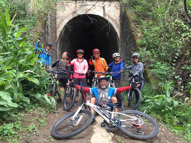 Ninh Thuan: Experiencing Tourist Tour by bike